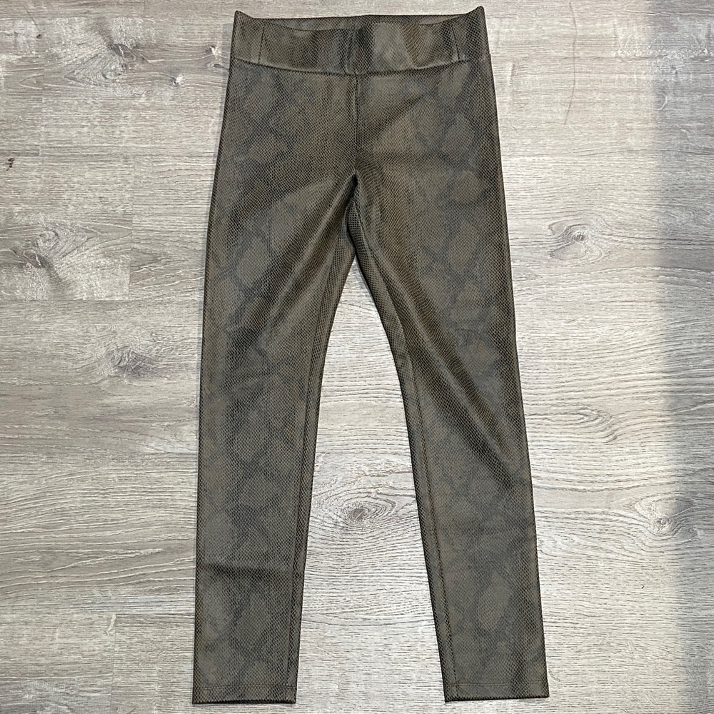 Bagatelle Olive and Black Patterned Leggings